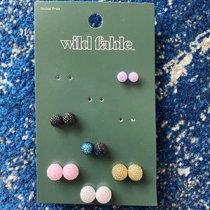 Wild fable stud earring set